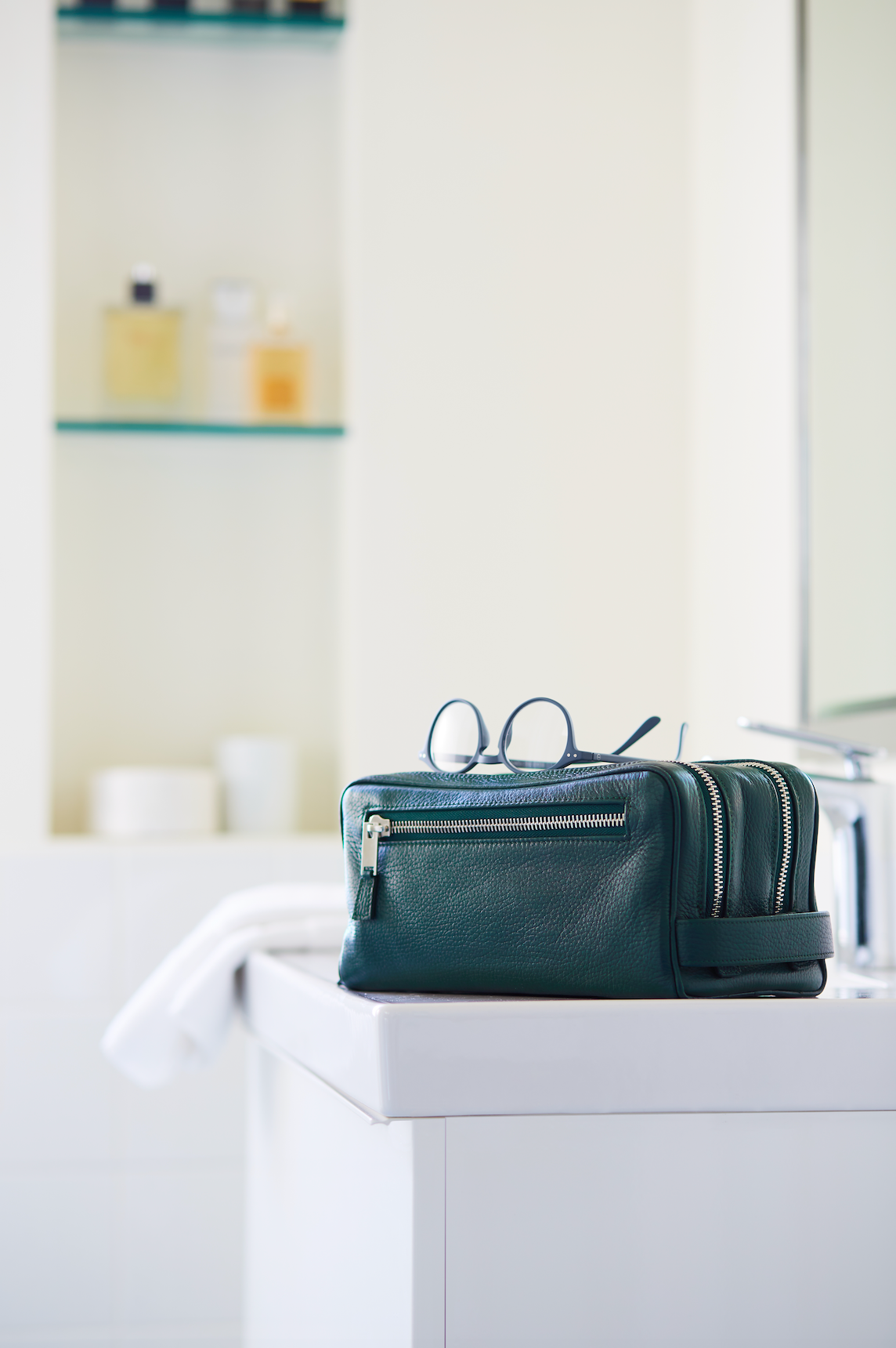 David August Custom Genuine Deer Skin Dopp Kit – David August, Inc.